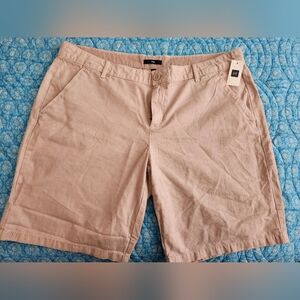 Gap womens light pink shorts size 14
